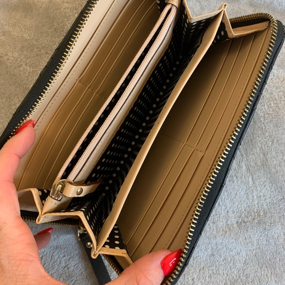 kate spade Handbags - Kate Spade Wallet